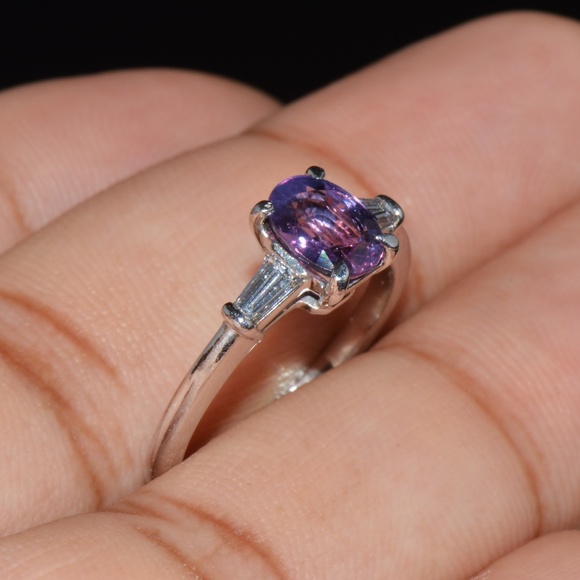 TIFFANY & CO. GIA CERTIFIED NATURAL 1.36CTS DIAMOND SAPPHIRE PLATINUM RING - Picture 8 of 15